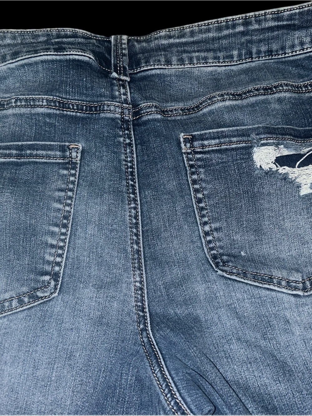 Maurices Distressed Mid-Wash loose Skinny Jeans with tummy control panel - Picture 3 of 7